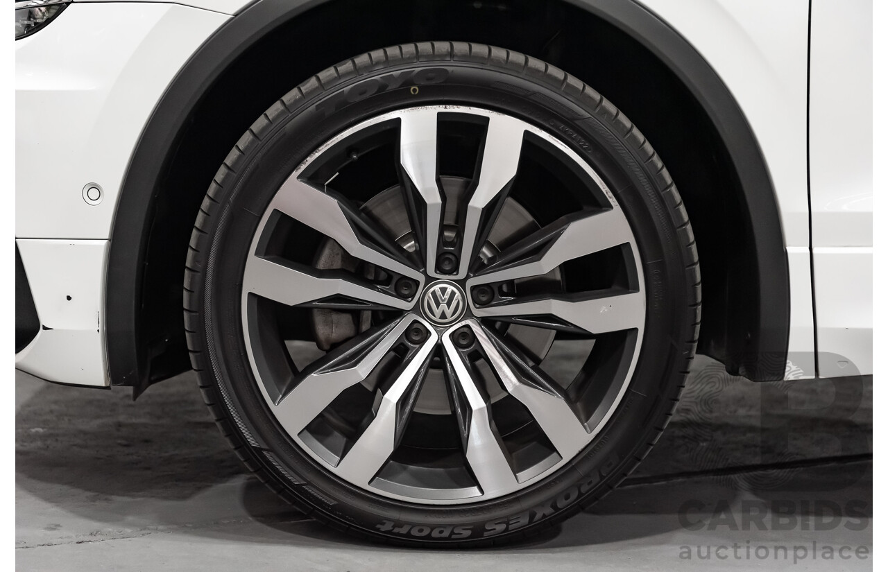 9/2019 Volkswagen Tiguan 162 TSI R-Line (4x4) 4d Wagon White 2.0L Turbo