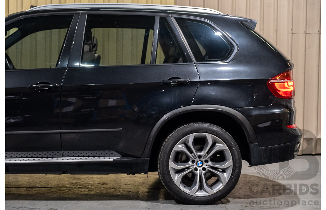 01/2012 BMW X5 Xdrive 40d Sport (4x4) E70 MY10 4d Wagon Metallic Black Turbo Diesel 3.0L