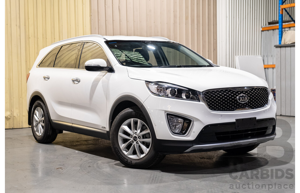 9/2015 Kia Sorento Si (4x4) UM MY16 4d Wagon White Turbo Diesel 2.2L - 7 Seater