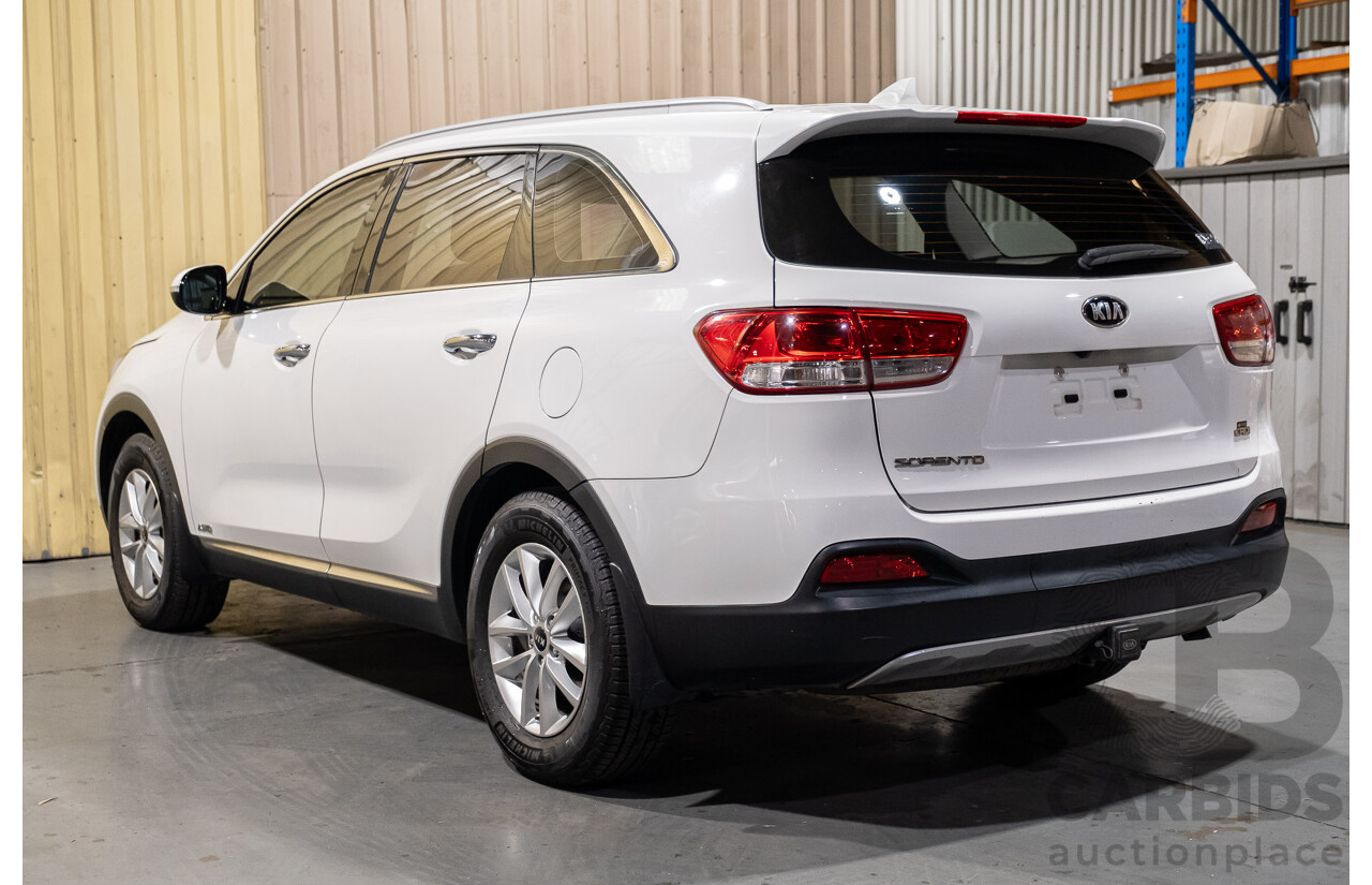 9/2015 Kia Sorento Si (4x4) UM MY16 4d Wagon White Turbo Diesel 2.2L - 7 Seater