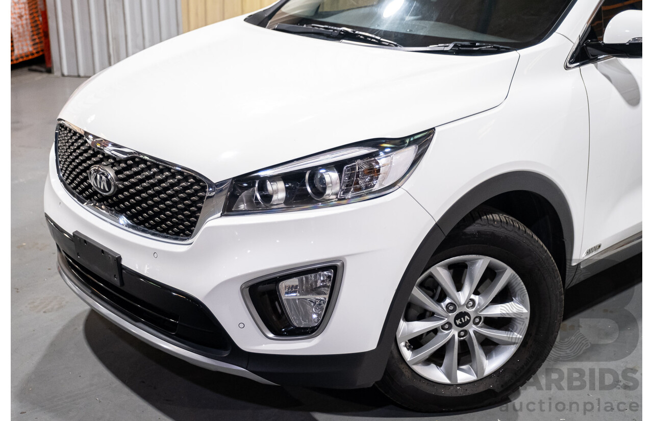 9/2015 Kia Sorento Si (4x4) UM MY16 4d Wagon White Turbo Diesel 2.2L - 7 Seater