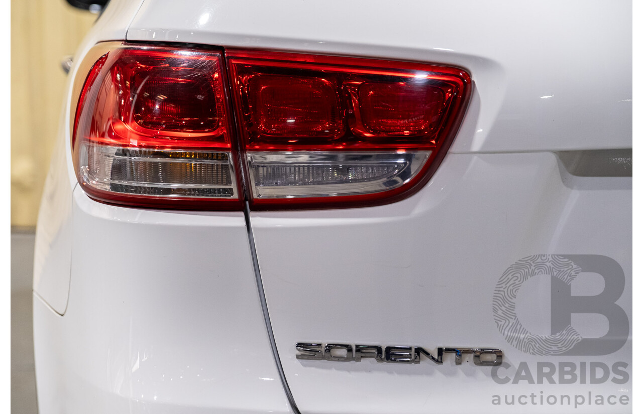 9/2015 Kia Sorento Si (4x4) UM MY16 4d Wagon White Turbo Diesel 2.2L - 7 Seater