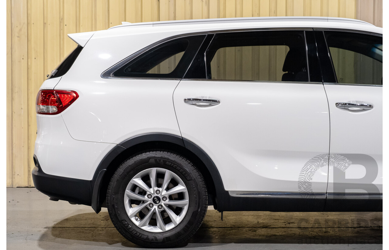 9/2015 Kia Sorento Si (4x4) UM MY16 4d Wagon White Turbo Diesel 2.2L - 7 Seater