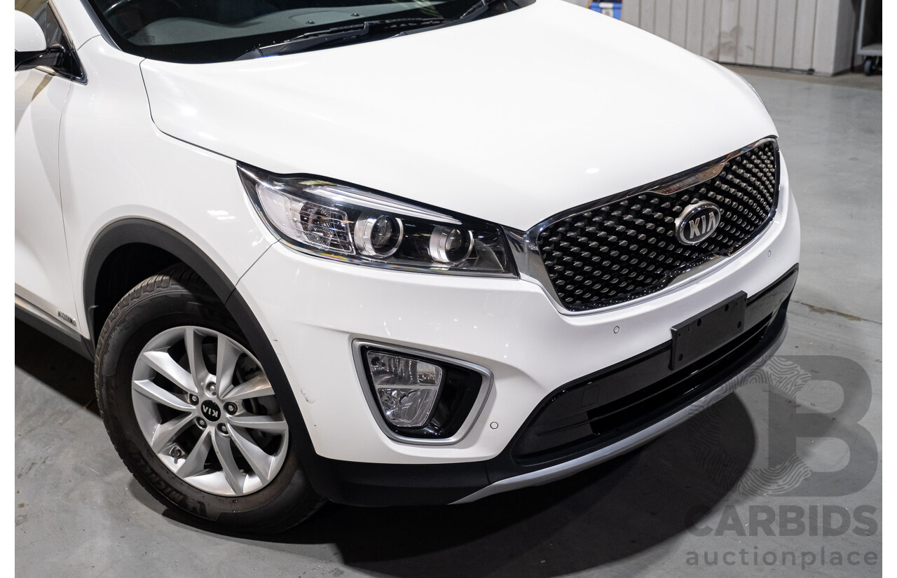 9/2015 Kia Sorento Si (4x4) UM MY16 4d Wagon White Turbo Diesel 2.2L - 7 Seater
