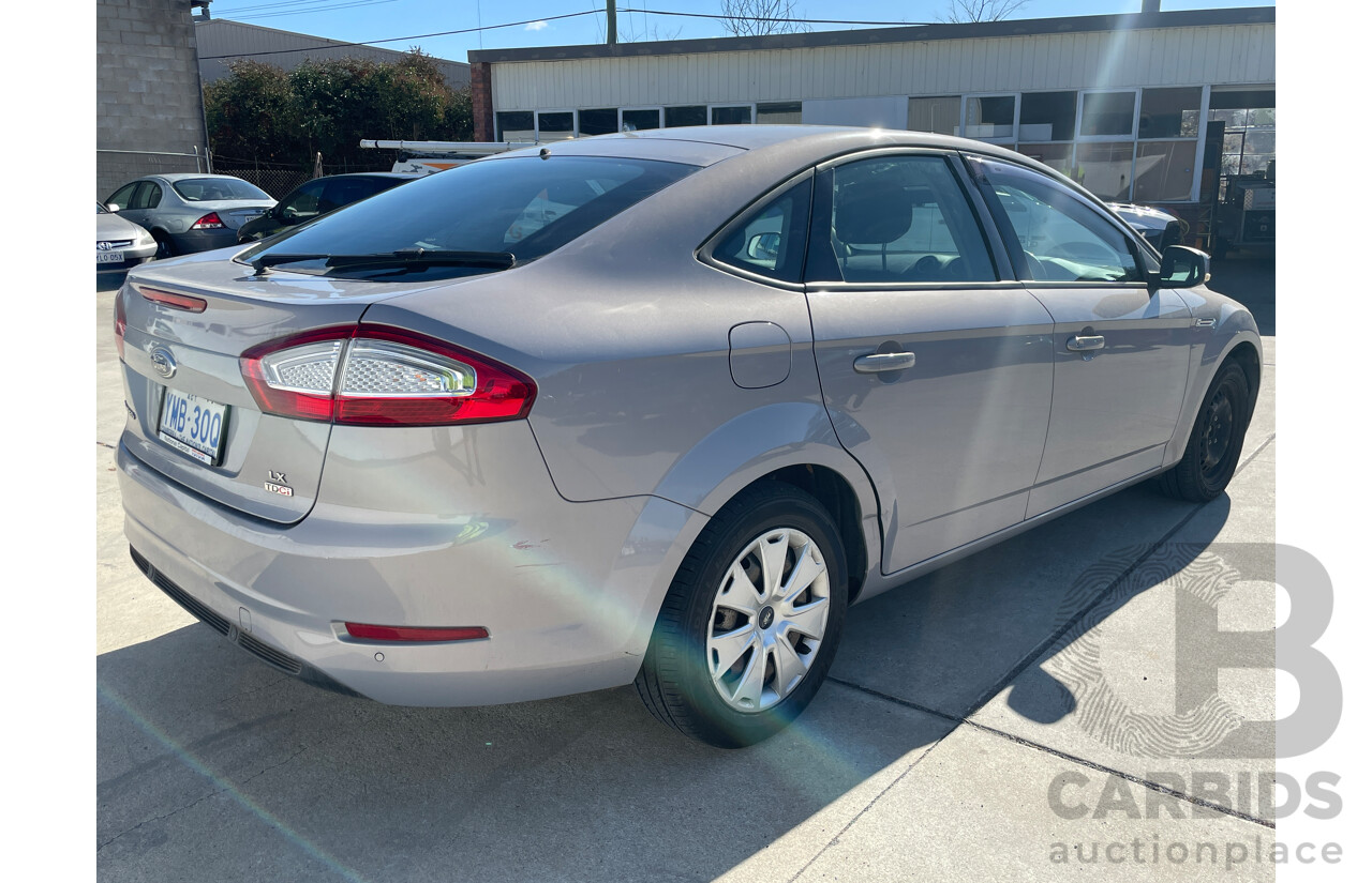 10/2013 Ford Mondeo LX TDCi MC 5d Hatchback Silver 2.0L