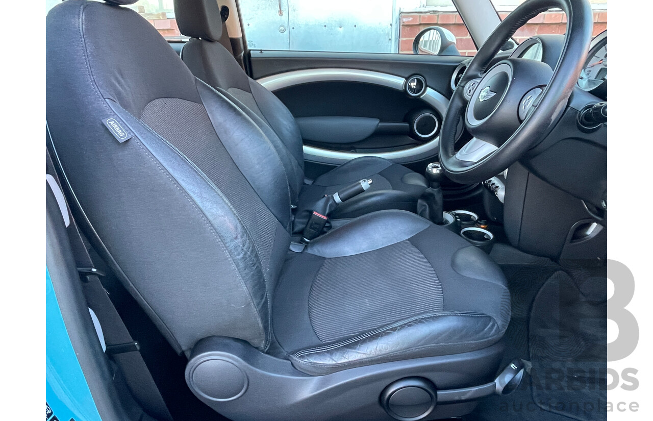5/2007 Mini Cooper  R56 2d Hatchback Blue 1.6L