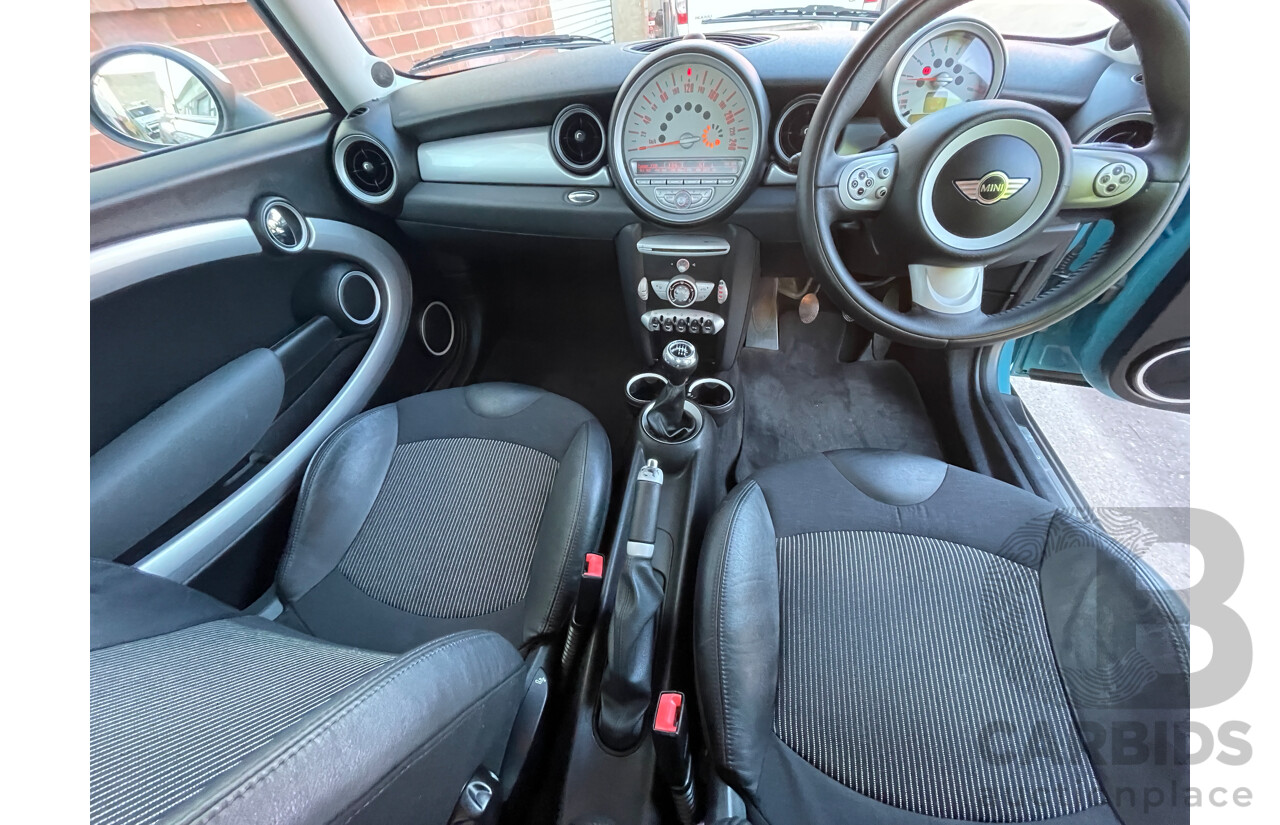 5/2007 Mini Cooper  R56 2d Hatchback Blue 1.6L