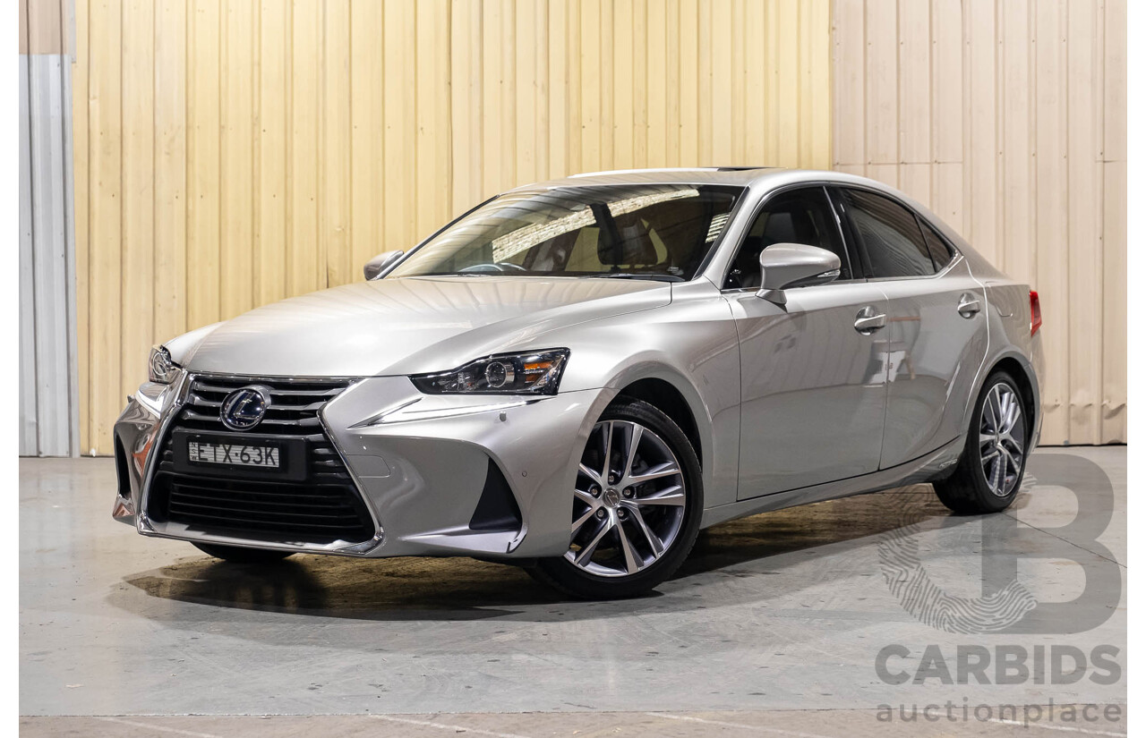 3/2018 Lexus IS300h Luxury Hybrid AVE30R MY16 4d Sedan Metallic Silver 2.5L