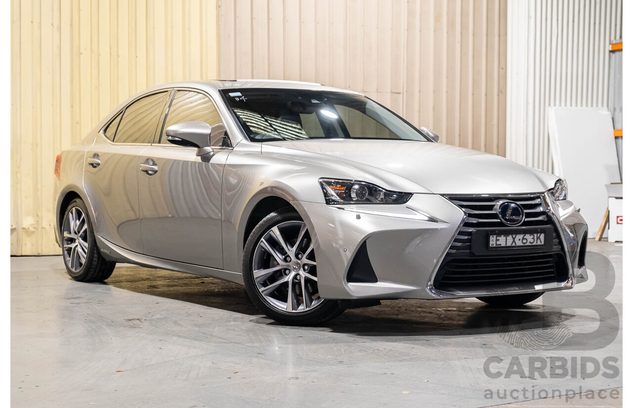 3/2018 Lexus IS300h Luxury Hybrid AVE30R MY16 4d Sedan Metallic Silver 2.5L