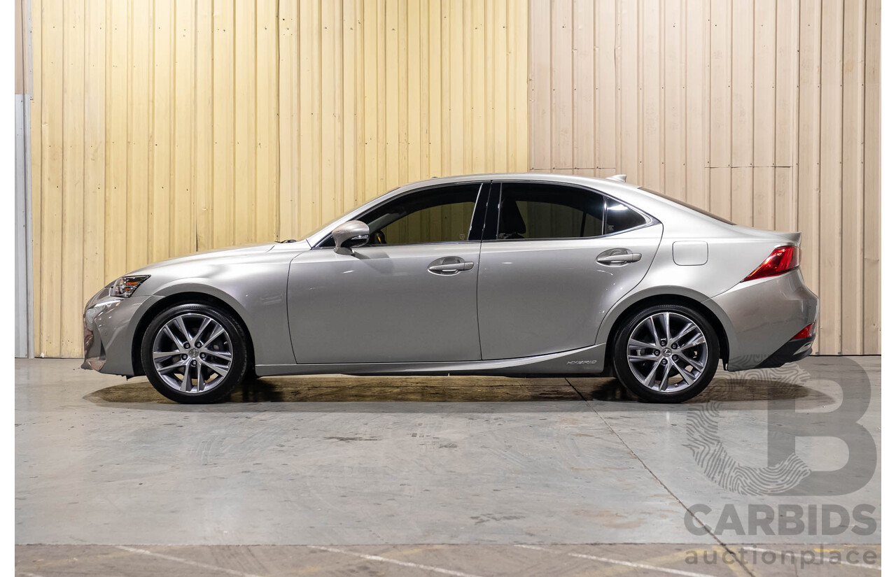 3/2018 Lexus IS300h Luxury Hybrid AVE30R MY16 4d Sedan Metallic Silver 2.5L