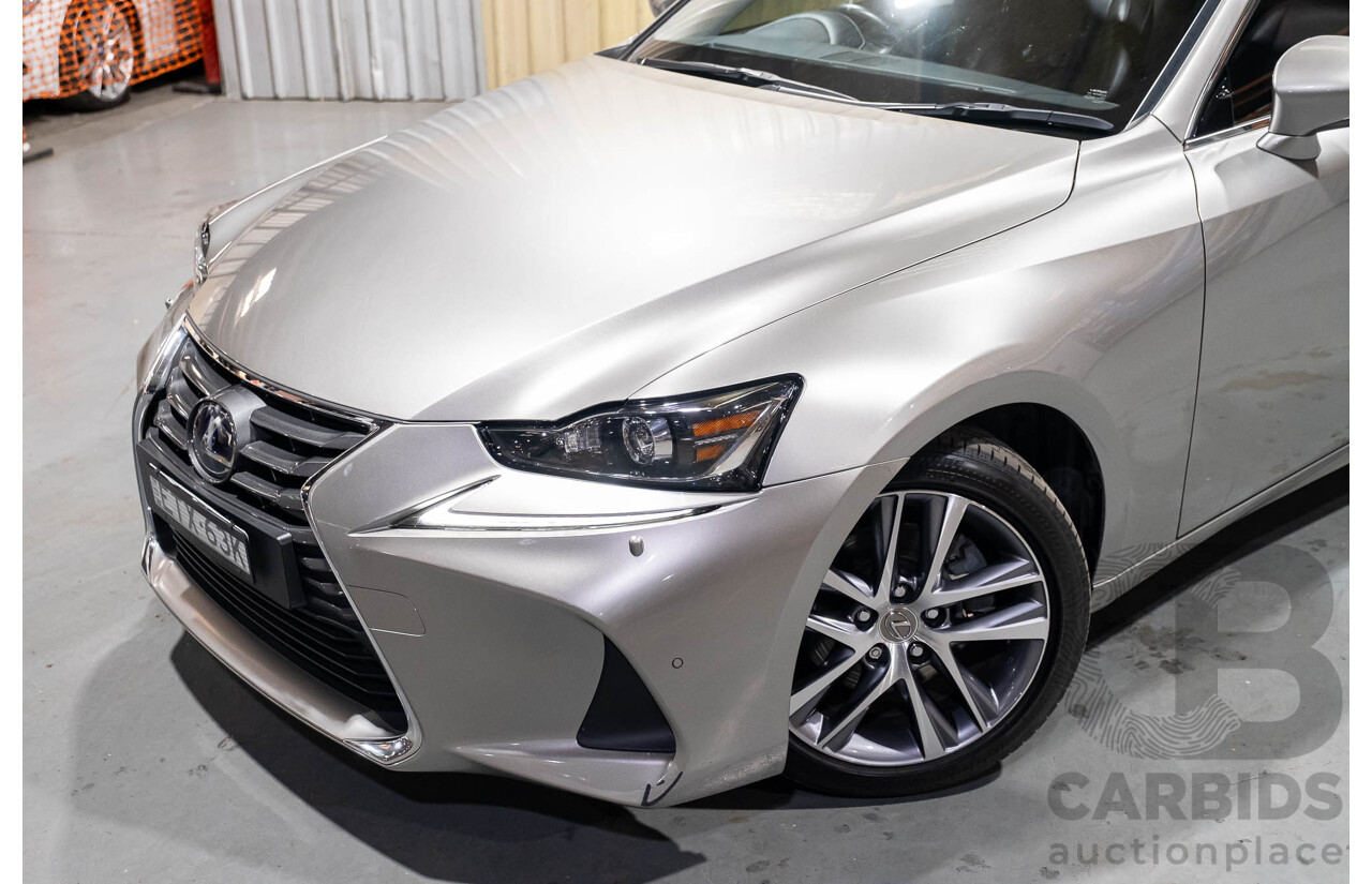 3/2018 Lexus IS300h Luxury Hybrid AVE30R MY16 4d Sedan Metallic Silver 2.5L