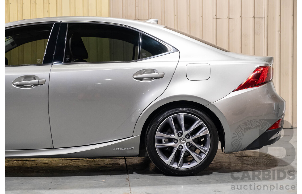 3/2018 Lexus IS300h Luxury Hybrid AVE30R MY16 4d Sedan Metallic Silver 2.5L