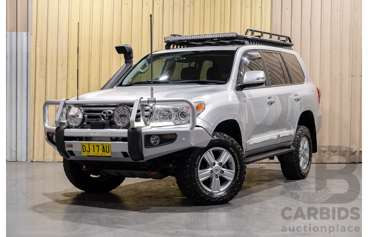 6/2012 Toyota Landcruiser Sahara (4x4) VDJ200R 4d Wagon Silver Turbo Diesel V8 4.5L