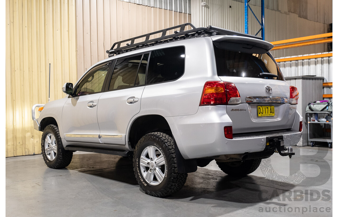 6/2012 Toyota Landcruiser Sahara (4x4) VDJ200R 4d Wagon Silver Turbo Diesel V8 4.5L