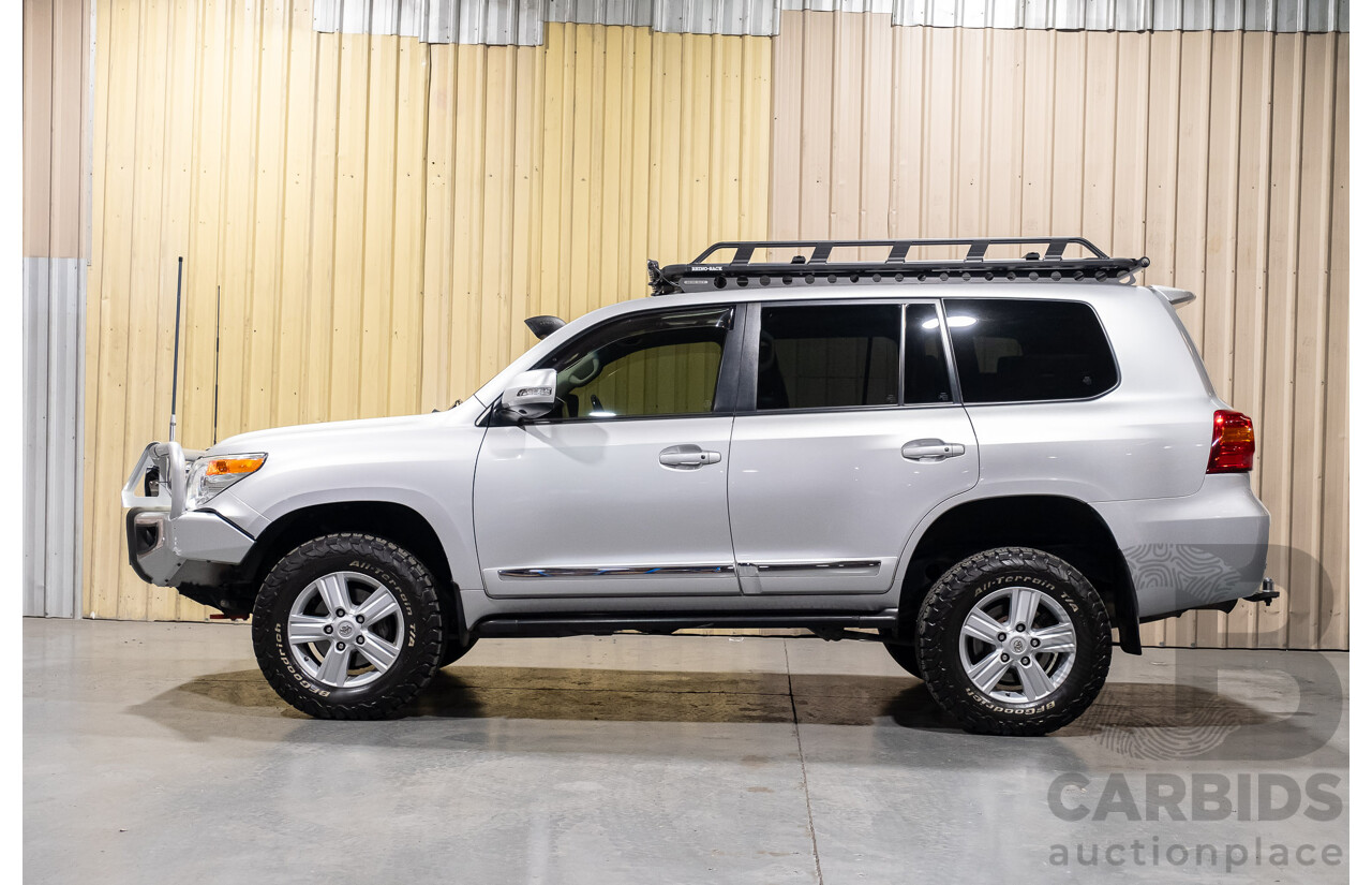 6/2012 Toyota Landcruiser Sahara (4x4) VDJ200R 4d Wagon Silver Turbo Diesel V8 4.5L