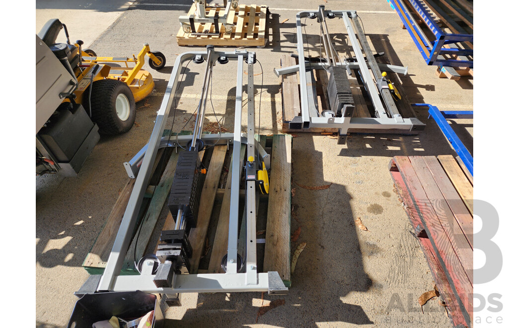 Maxim Quad Pulley Cable Machine