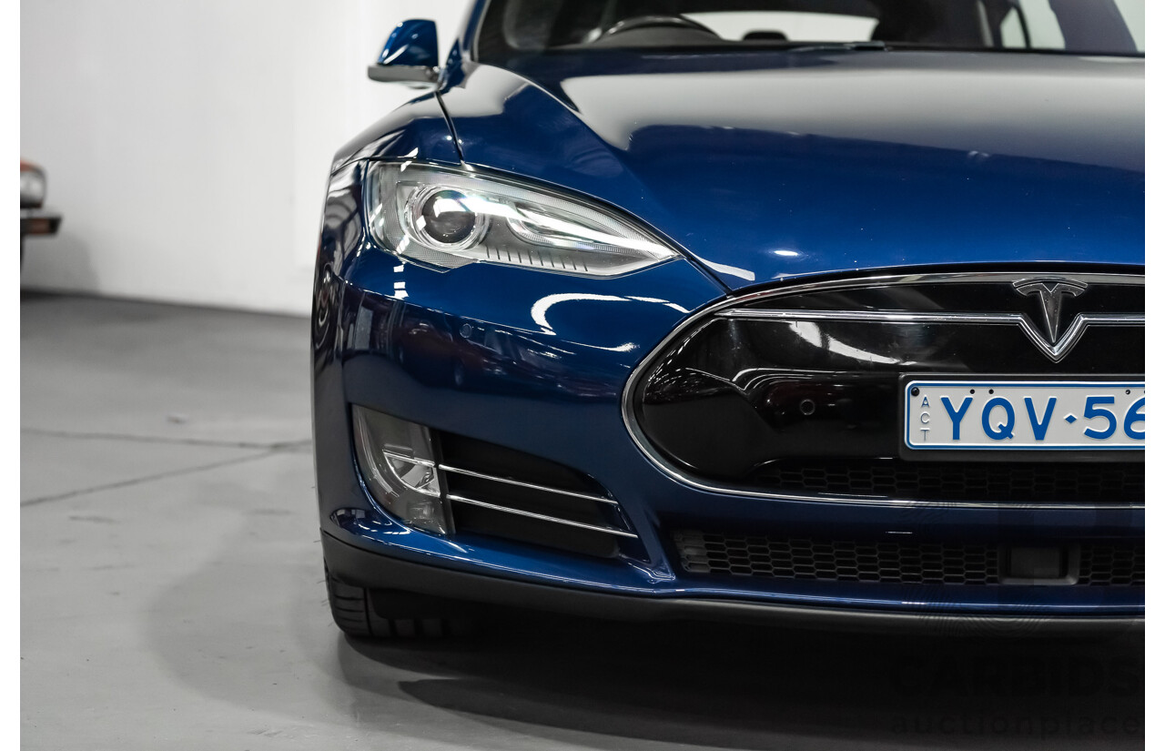 9/2015 Tesla Model S P85D (AWD) 4d Hatchback Deep Blue Metallic - Dedicated Electric with Insane Mode