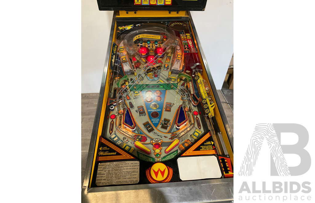 Taxi (Williams) Pinball Machine