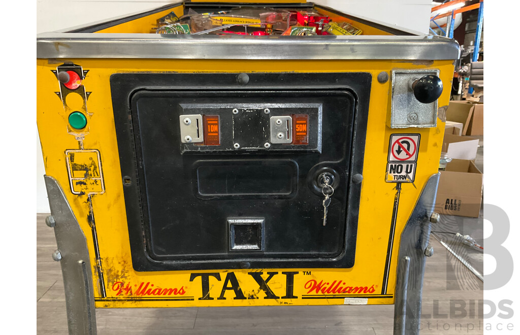 Taxi (Williams) Pinball Machine