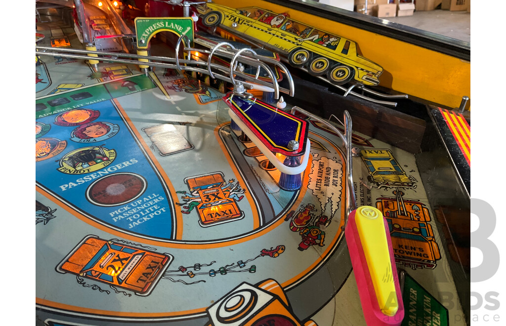 Taxi (Williams) Pinball Machine