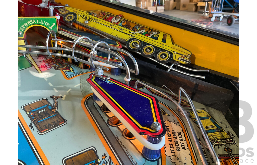 Taxi (Williams) Pinball Machine
