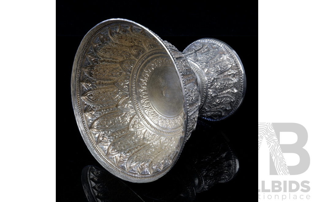 Yogyakarta Heavily Repousse Silver Fotted Bowl, 309g