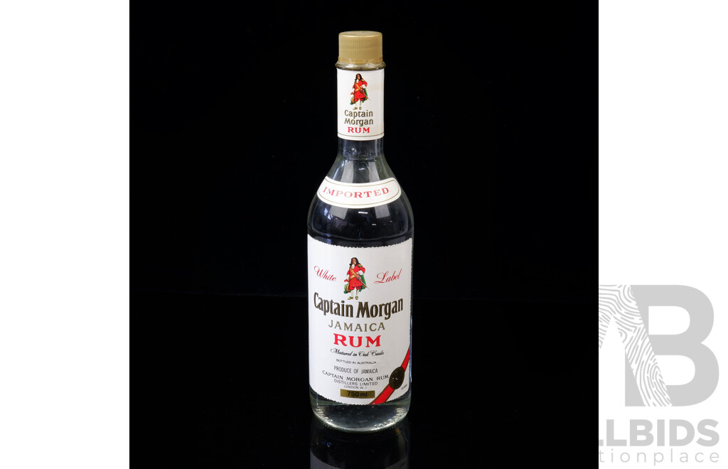Vintage Captain Morgan white label rum 750ml