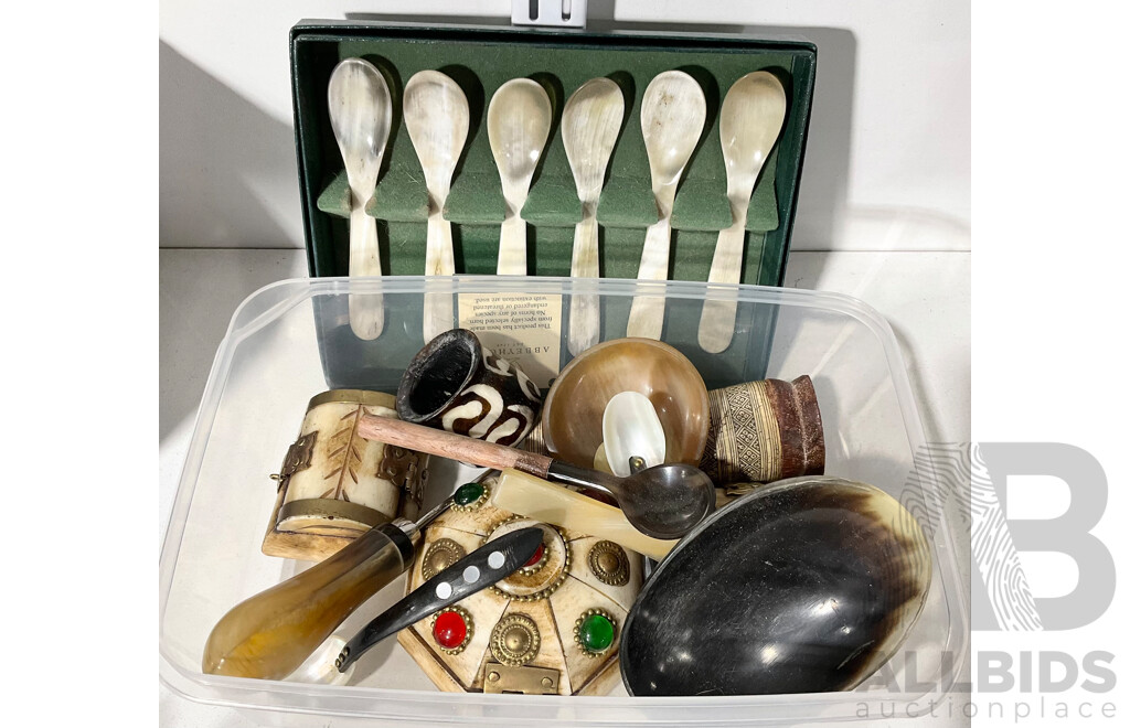 Good Collection Hand Carved and Decorated Asian & Other Bone & Horn Items Including Set Six Abbey Horn Spoons in Original Box and More