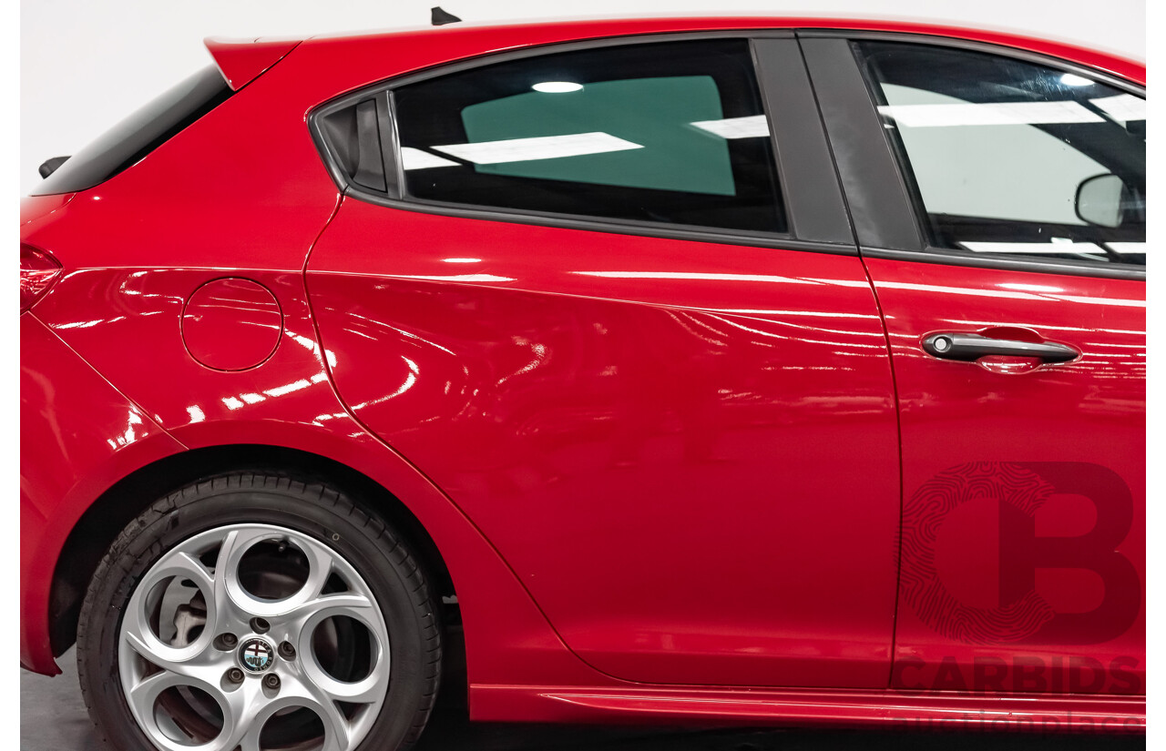 12/2015 Alfa Romeo Giulietta Sprint Limited Edition MY16 5d Hatchback Red Turbo 1.4L