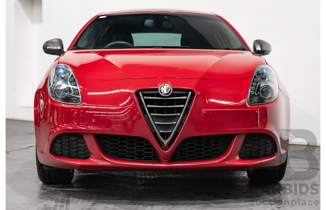 12/2015 Alfa Romeo Giulietta Sprint Limited Edition MY16 5d Hatchback Red Turbo 1.4L