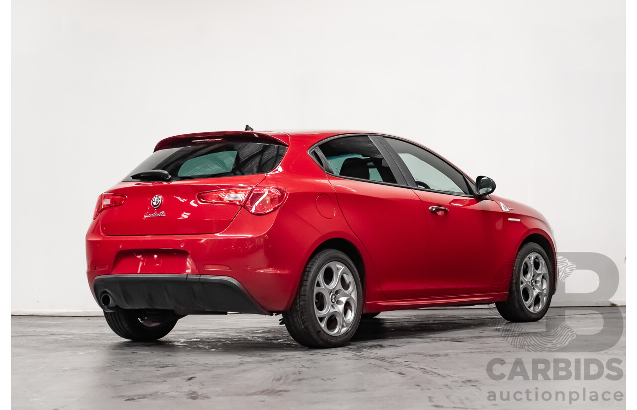 12/2015 Alfa Romeo Giulietta Sprint Limited Edition MY16 5d Hatchback Red Turbo 1.4L