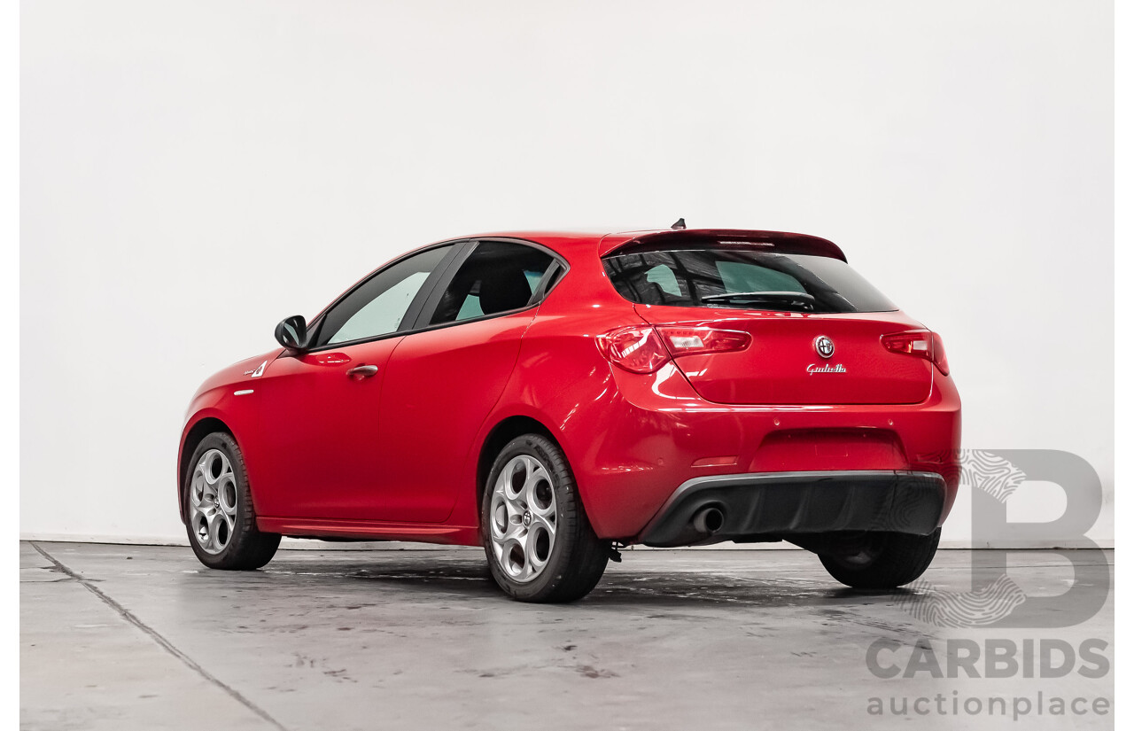 12/2015 Alfa Romeo Giulietta Sprint Limited Edition MY16 5d Hatchback Red Turbo 1.4L