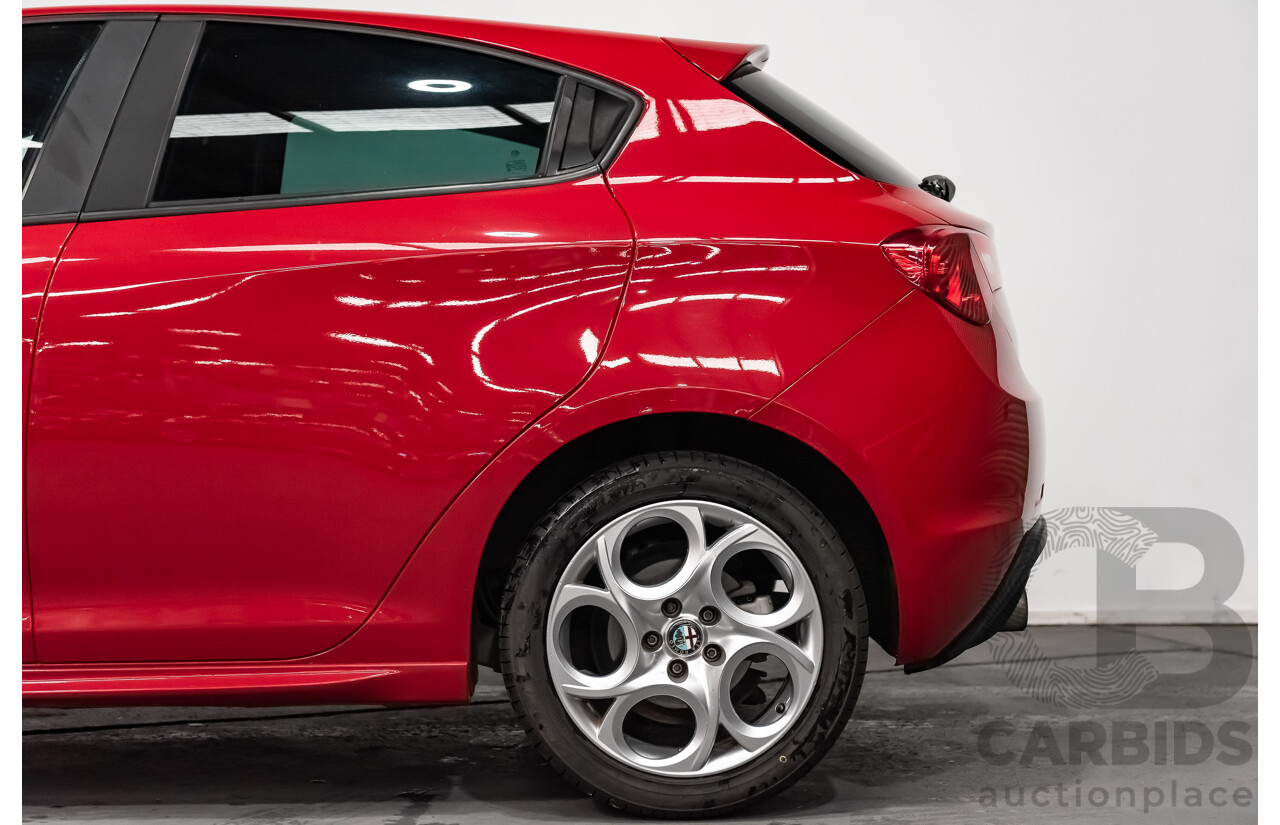 12/2015 Alfa Romeo Giulietta Sprint Limited Edition MY16 5d Hatchback Red Turbo 1.4L
