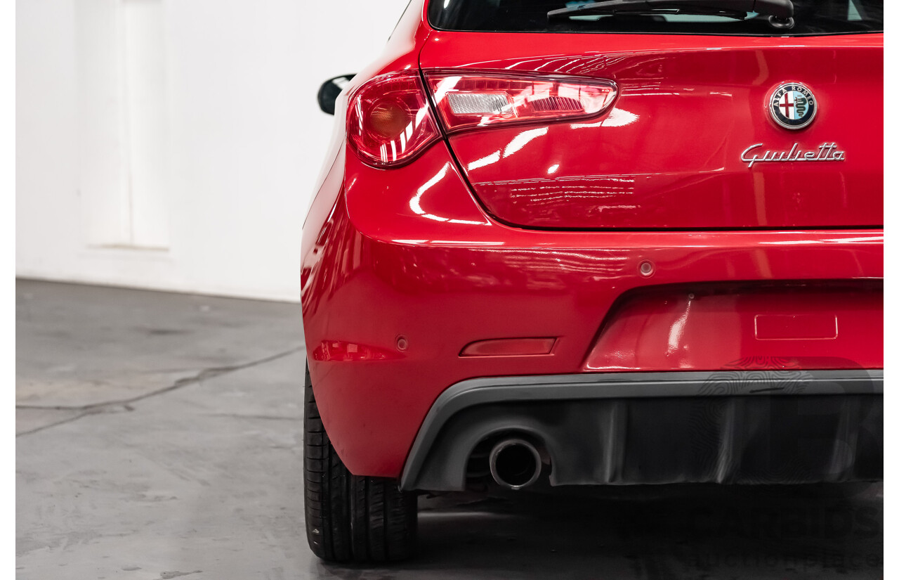 12/2015 Alfa Romeo Giulietta Sprint Limited Edition MY16 5d Hatchback Red Turbo 1.4L
