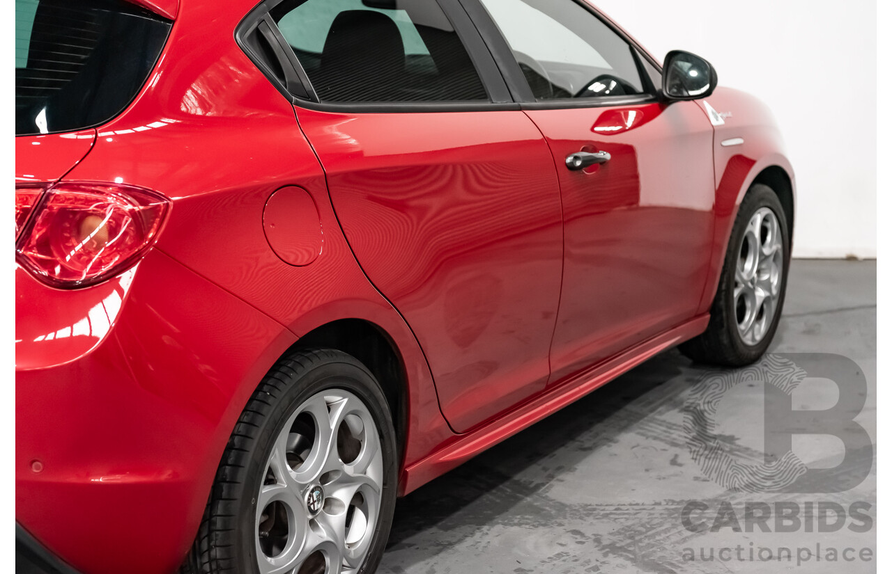 12/2015 Alfa Romeo Giulietta Sprint Limited Edition MY16 5d Hatchback Red Turbo 1.4L