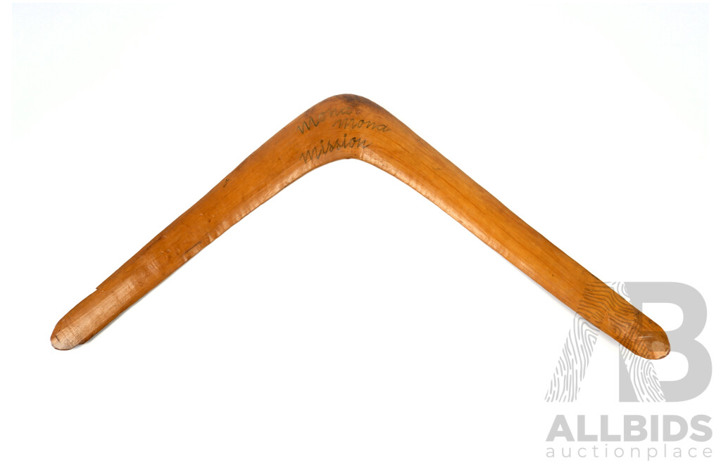 Early 20th Century Mulga Wood Boomerang, Originating from the Mona Mona Mission - Kuranda, Queensland c1920