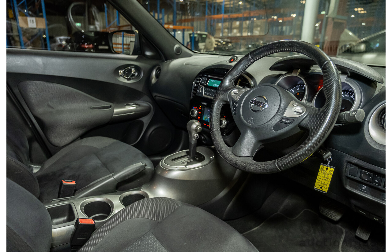 11/2015 Nissan Juke ST (fwd) F15 4d Wagon Silver 1.6L