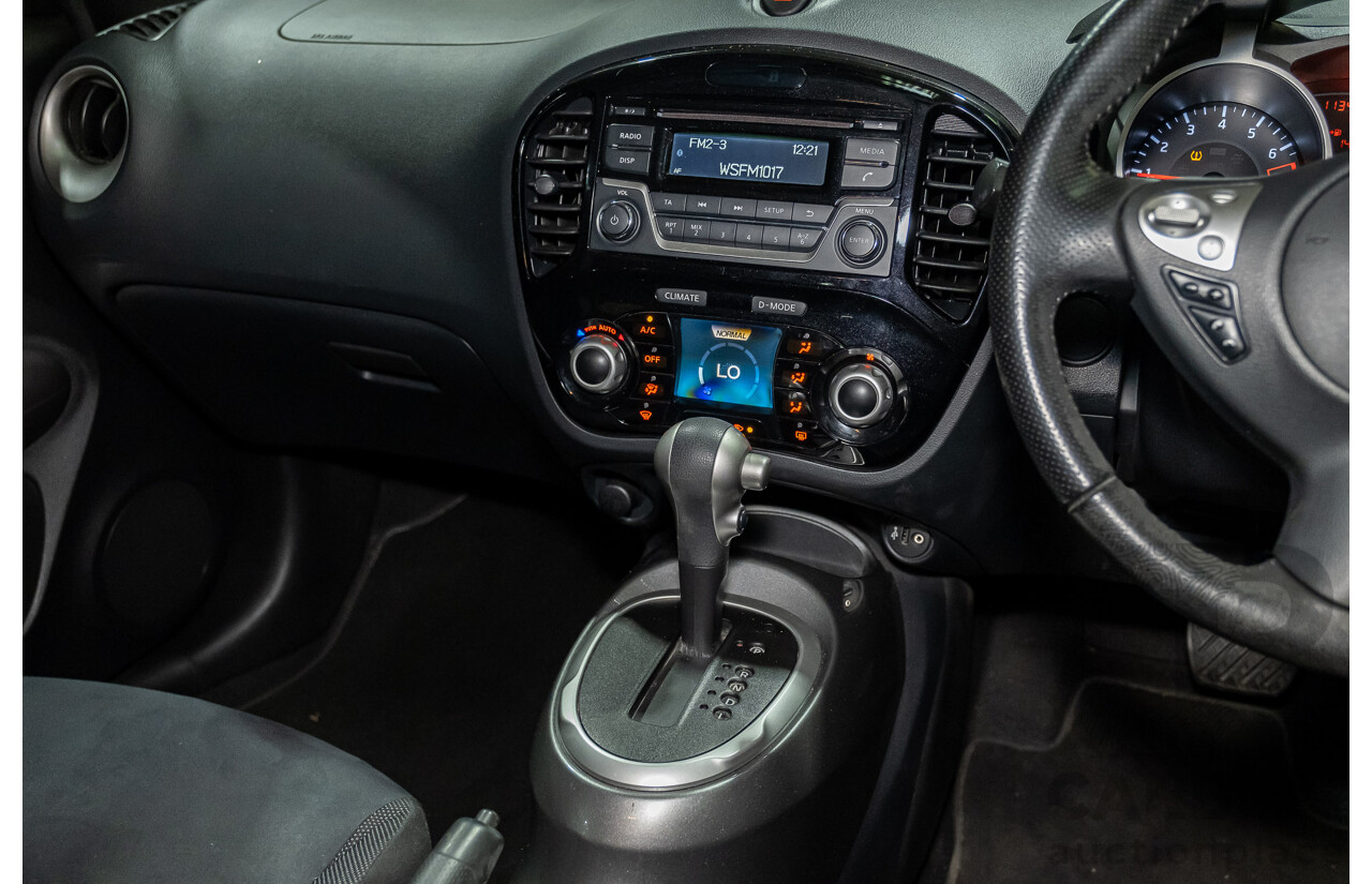 11/2015 Nissan Juke ST (fwd) F15 4d Wagon Silver 1.6L