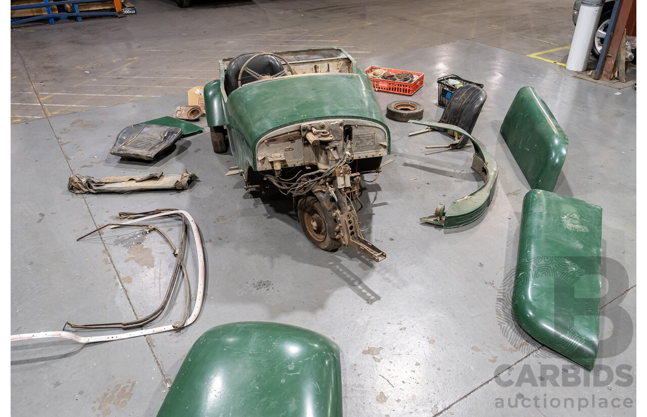 Circa 1957 Bond Minicar Mark C or D Tourer Three Wheeler 2d Convertible Green 0.2L - Project Car