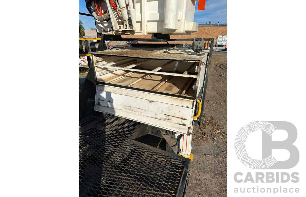 03/2002 Isuzu FY FVZ work Platform With EWP