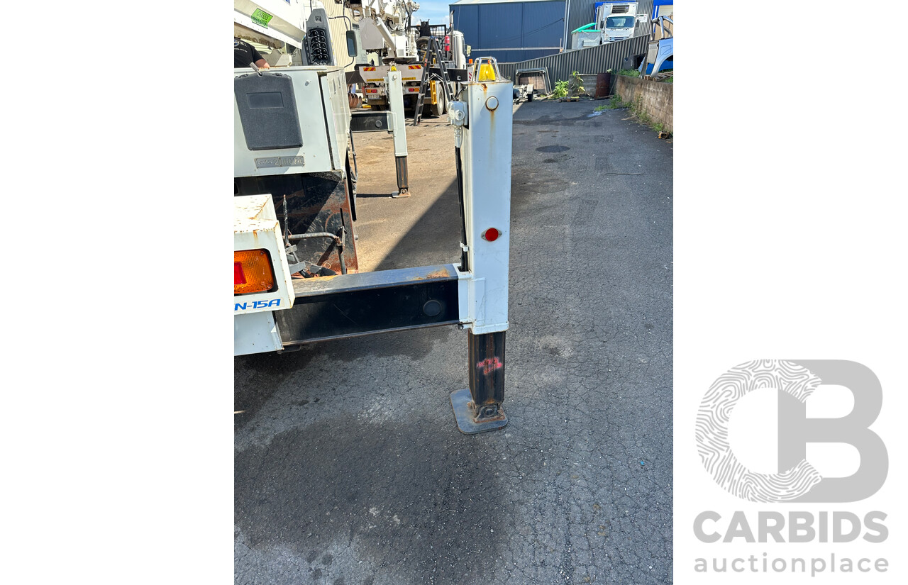 07/2006 Hino GD 6D1J EWP Truck