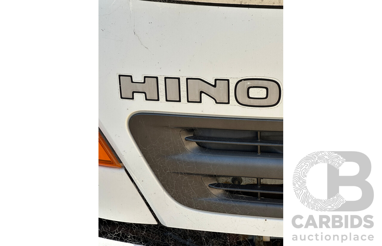 07/2006 Hino GD 6D1J EWP Truck