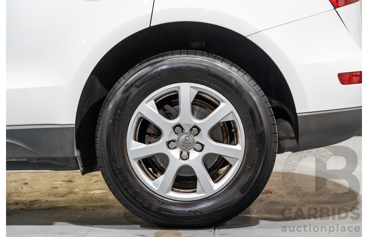 9/2009 Audi Q5 2.0 TFSI Quattro (AWD) 8R 4d Wagon White Turbo 2.0L