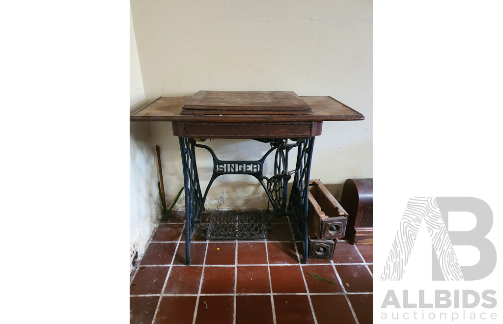 Antique Singer Oak Treadle Sewing Machine Table with Additional Singer Sewing Machine and Two Drawers