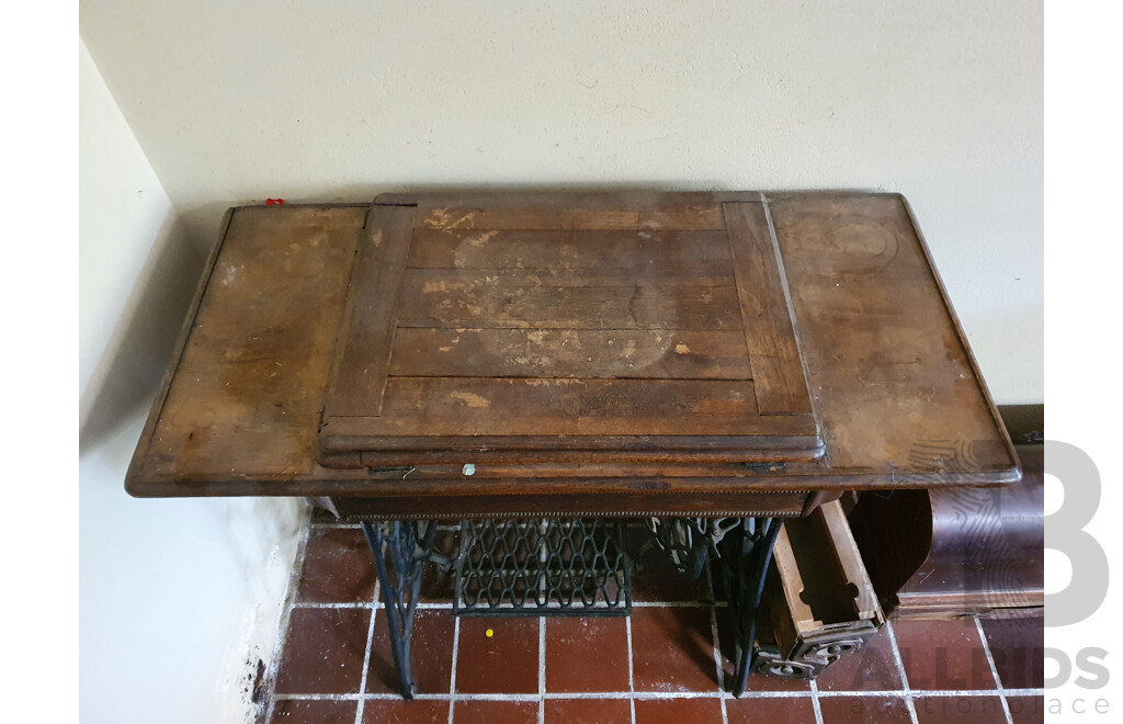 Antique Singer Oak Treadle Sewing Machine Table with Additional Singer Sewing Machine and Two Drawers