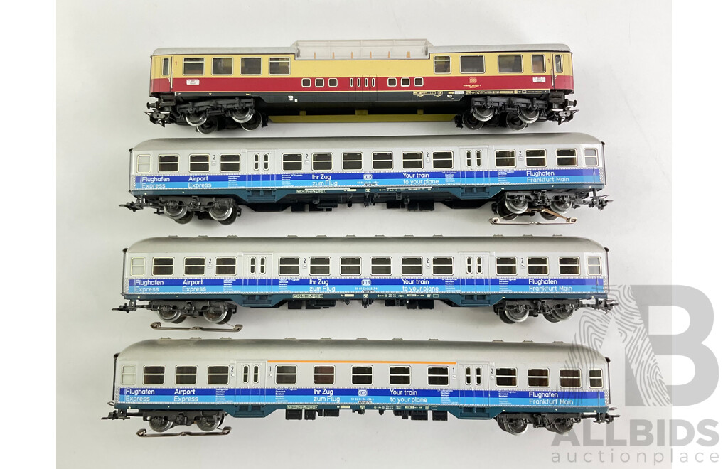 Marklin HO Scale German Passenger Cars, Three with Lighting (4)