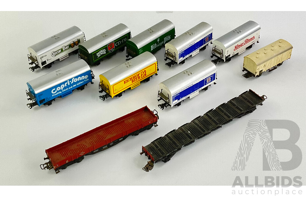 Vintage Marklin HO Scale German Freight Wagons and Flat Cars