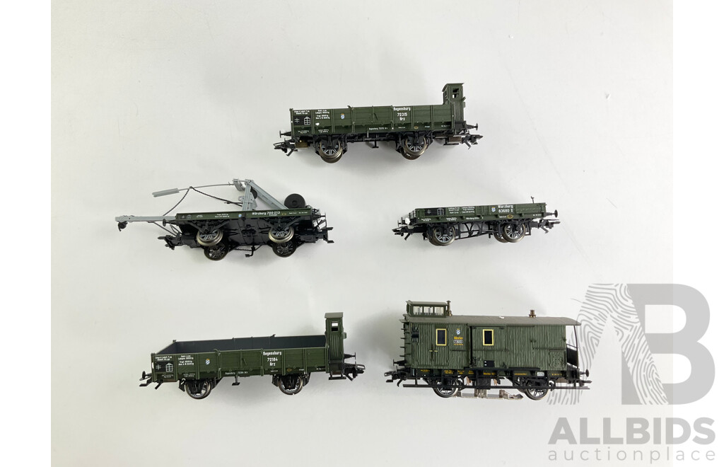 Marklin HO Scale Bavarian Freight and Crane Set 26603