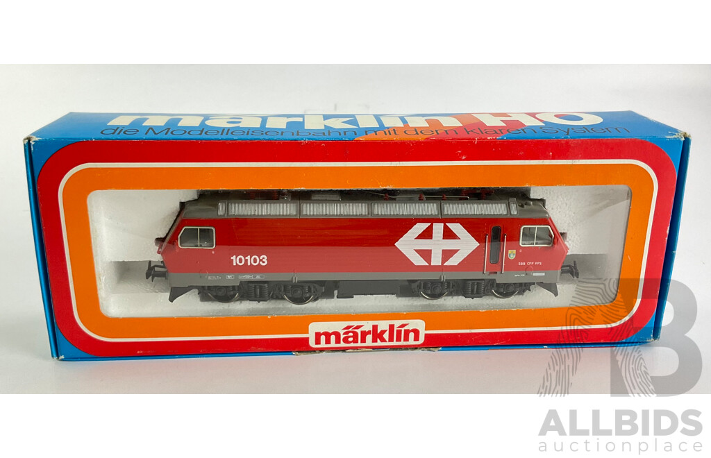 Vintage Marklin HO Scale SBB CFF FFS Electric Locomotive 10103, 3328