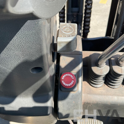 2017 TOYOTA 3-Wheel Battery Forklift (FREEZER SPEC) (8FBE20)